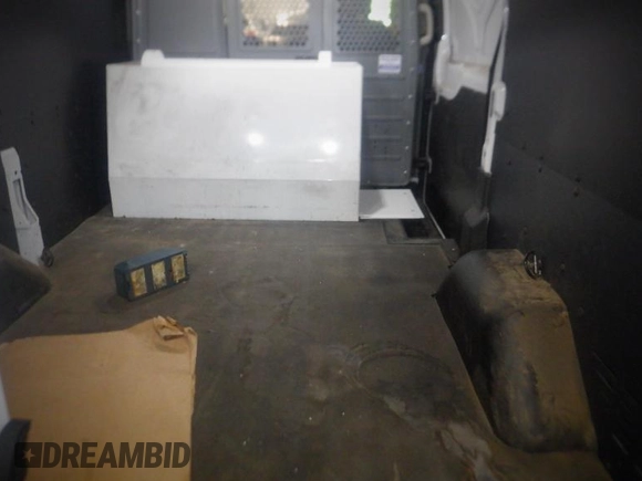 2018 Ford Transit с VIN 1FTYE1YM6JKA94165, выставлен на аукционе IAAI как лот 42844332 с пробегом 182 647 миль миль и . История ставок и продаж доступна на DreamBid. Изображение 18.