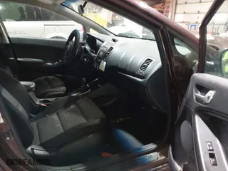 2017 Kia Forte LX with VIN 3KPFK4A78HE129551, listed as a IAAI auction lot 41926331 with 124,285 mi miles. Bid and sale history available at carsss.com. Image 5.