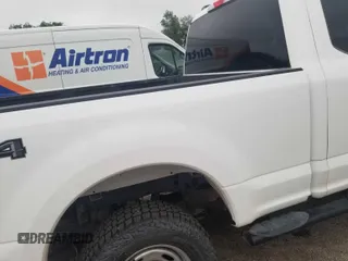2022 Ford F-250 XL with VIN 1FT7X2B64NEE58173, listed as a IAAI auction lot 42282378 with 100,432 mi miles and . Bid and sale history available at DreamBid. Image 1.