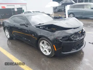 2021 Chevrolet Camaro 1LS z VIN 1G1FA1RX7M0117053, wystawiony jako IAAI lot #41930437 z przebiegiem 123 823 mil mil oraz . Historia ofert i sprzedaży dostępna na DreamBid. Obrazek 1.