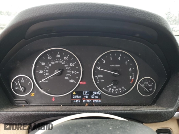 2013 BMW 3 Series 328i with VIN WBA3A5G58DNP21035, listed as a Copart auction lot 52529035 with 151,767 mi miles and Salvage Title. Bid and sale history available at carsss.com. Image 9.