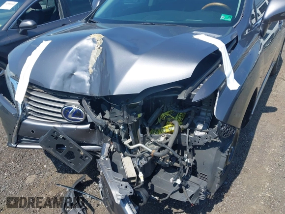 2015 Lexus RX 450h с VIN 2T2ZB1BA1FC002167, выставлен на аукционе IAAI как лот 42568354 с пробегом 104 152 миль миль и . История ставок и продаж доступна на DreamBid. Изображение 6.