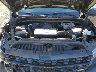 2019 Chevrolet Silverado 1500 Custom with VIN 1GCRYBEH8KZ372128, listed as a Copart auction lot 61106394 with 24,289 mi miles and Salvage Title. Bid and sale history available at DreamBid. Image 11.