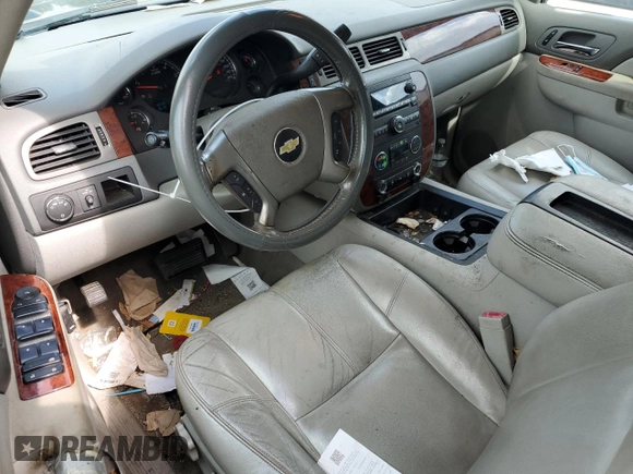2012 Chevrolet Suburban LT с VIN 1GNSCJE01CR214873, выставлен на аукционе Copart как лот 58316385 с пробегом 266 398 миль миль и Списание • Salvage title. История ставок и продаж доступна на DreamBid. Изображение 8.