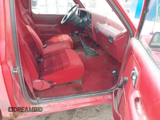 1992 Ford Ranger with VIN 1FTCR10UXNUA11941, listed as a IAAI auction lot 42168381 with 345,785 mi miles. Bid and sale history available at carsss.com. Image 5.