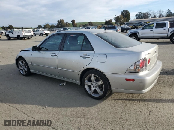 2001 Lexus IS 300/350 with VIN JTHBD182X10021835, listed as a Copart auction lot 47110685 with 236,013 mi miles and Salvage Title. Bid and sale history available at DreamBid. Image 2.