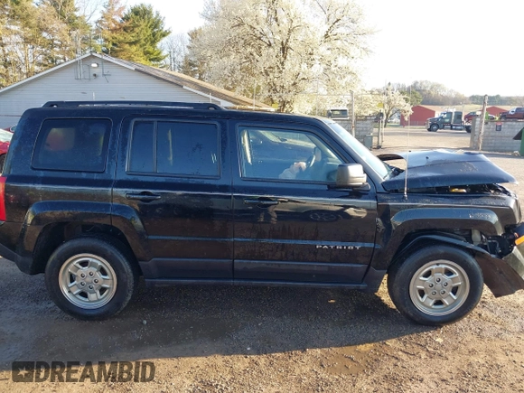 2016 Jeep Patriot Sport with VIN 1C4NJPBAXGD699514, listed as a IAAI auction lot 41945662 with 100,111 mi miles. Bid and sale history available at carsss.com. Image 14.