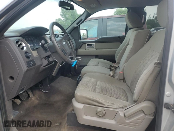 2009 Ford F-150 XL with VIN 1FTPW14V69FA77961, listed as a Copart auction lot 60561585 with 228,243 mi miles and Clean title. Bid and sale history available at DreamBid. Image 7.