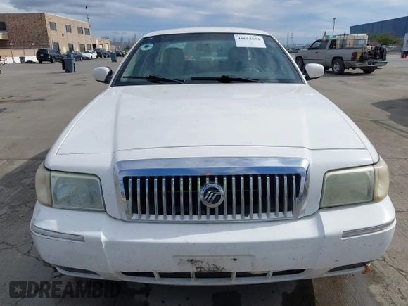 2010 Mercury Grand Marquis LS z VIN 2MEBM7FV4AX618013, wystawiony jako IAAI lot #41652851 z przebiegiem 281 919 mil mil oraz . Historia ofert i sprzedaży dostępna na DreamBid. Obrazek 6.