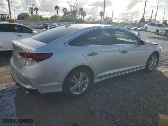 2019 Hyundai Sonata Sport with VIN 5NPE34AF1KH808869, listed as a Copart auction lot 85500424 with 61,216 mi miles and Salvage Title. Bid and sale history available at carsss.com. Image 3.
