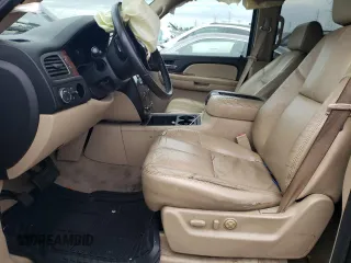 2007 Chevrolet Tahoe LTZ with VIN 1GNFK13087J342734, listed as a Copart auction lot 53401595 with 223,628 mi miles and Salvage title. Bid and sale history available at DreamBid. Image 7.