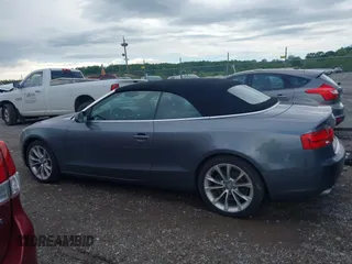 2013 Audi A5 Prestige z VIN WAUVFAFH3DN001222, wystawiony jako IAAI lot #42192027 z przebiegiem 203 070 mil mil oraz . Historia ofert i sprzedaży dostępna na DreamBid. Obrazek 14.