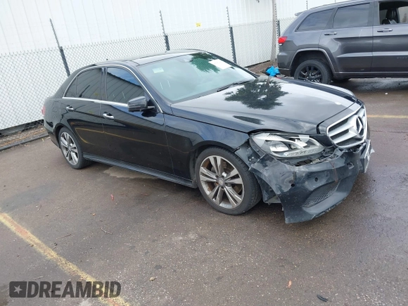 2015 Mercedes-Benz E 350 Sport with VIN WDDHF5KB6FB092327, listed as a IAAI auction lot 41782045 with 162,348 mi miles and . Bid and sale history available at DreamBid. Image 1.