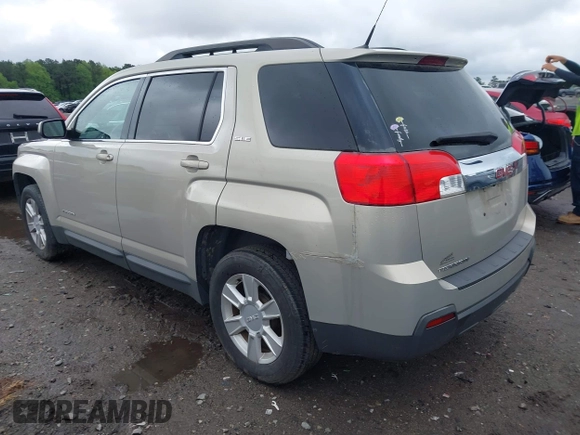 2011 GMC Terrain SLE-2 z VIN 2CTALSEC3B6271692, wystawiony jako IAAI lot #42005850 z przebiegiem 160 497 mil mil oraz . Historia ofert i sprzedaży dostępna na DreamBid. Obrazek 3.
