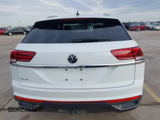 2021 Volkswagen Atlas SE with VIN 1V2JE2CA4MC232349, listed as a IAAI auction lot 42315381 with 32,755 mi miles and . Bid and sale history available at DreamBid. Image 16.