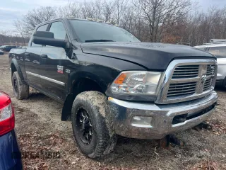 2011 Ram 2500 SLT z VIN 3D7TT2CT9BG511684, wystawiony jako Copart lot #53276195 z przebiegiem 135 739 mil mil oraz Czysty tytuł • Clean title. Historia ofert i sprzedaży dostępna na DreamBid. Obrazek 1.