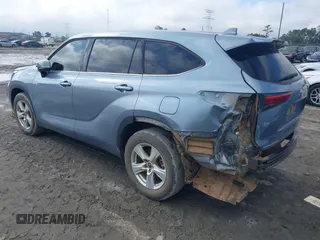 2021 Toyota Highlander L with VIN 5TDZZRAH8MS089048, listed as a IAAI auction lot 40830201 with 60,356 mi miles and . Bid and sale history available at DreamBid. Image 3.
