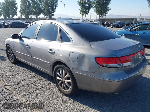 2008 Hyundai Azera Limited with VIN KMHFC46FX8A264798, listed as a IAAI auction lot 42684089 with 204,377 mi miles and . Bid and sale history available at DreamBid. Image 3.
