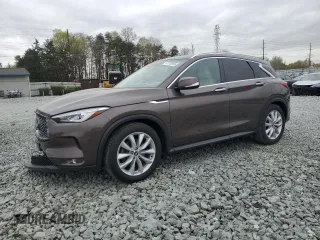 2019 Infiniti QX50 Essential z VIN 3PCAJ5M34KF113182, wystawiony jako Copart lot #51318565 z przebiegiem 84 776 mil mil oraz Szkody całkowita. Historia ofert i sprzedaży dostępna na DreamBid. Obrazek 1.