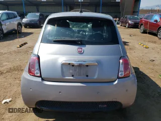 2018 FIAT 500e with VIN 3C3CFFGE2JT374957, listed as a Copart auction lot 63768444 with 39,377 mi miles and Salvage title. Bid and sale history available at DreamBid. Image 6.