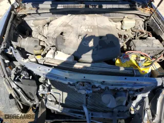 2005 Toyota 4Runner SR5 with VIN JTEZU14R450043799, listed as a Copart auction lot 84750924 with 163,732 mi miles and Salvage Title. Bid and sale history available at carsss.com. Image 12.