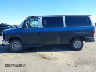 2008 Ford Econoline Passenger XL with VIN 1FBNE31L88DA20555, listed as a IAAI auction lot 38737871 with 118,265 mi miles. Bid and sale history available at carsss.com. Image 13.