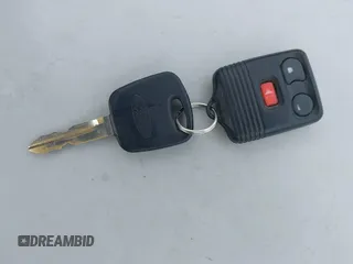 2002 Ford F-150 XL с VIN 1FTRX17W62NB90220, выставлен на аукционе IAAI как лот 42014299 с пробегом 219 264 миль миль и . История ставок и продаж доступна на DreamBid. Изображение 11.