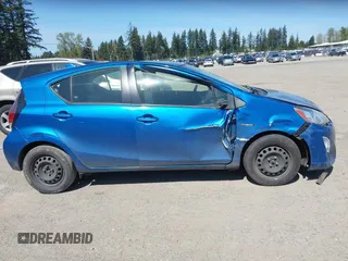 2016 Toyota Prius One z VIN JTDKDTB32G1126614, wystawiony jako IAAI lot #41970288 z przebiegiem 111 354 mil mil oraz . Historia ofert i sprzedaży dostępna na DreamBid. Obrazek 6.