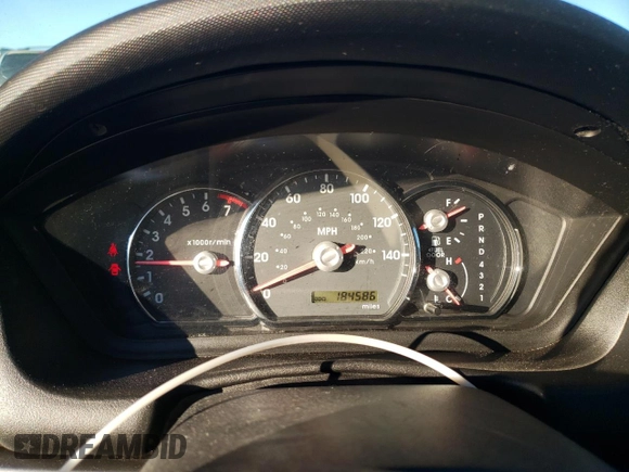 2007 Mitsubishi Galant DE z VIN 4A3AB26FX7E028338, wystawiony jako Copart lot #84727844 z przebiegiem 184 586 mil mil oraz Nie do naprawy • Non repairable. Historia ofert i sprzedaży dostępna na DreamBid. Obrazek 9.