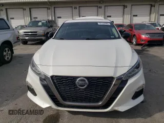 2019 Nissan Altima SR with VIN 1N4AL4CV9KC230881, listed as a Copart auction lot 76143583 with 85,265 mi miles and . Bid and sale history available at carsss.com. Image 5.