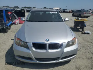 2008 BMW 3 Series 328i with VIN WBAVC53538FZ87992, listed as a Copart auction lot 60112495 with 138,489 mi miles and Clean title. Bid and sale history available at DreamBid. Image 5.