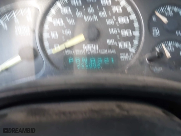 2001 Chevrolet Tahoe LS with VIN 1GNEK13T01R175168, listed as a IAAI auction lot 41419827 with 255,002 mi miles. Bid and sale history available at carsss.com. Image 15.