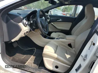 2016 Mercedes-Benz CLA 250 z VIN WDDSJ4GB5GN394201, wystawiony jako Copart lot #59916925 z przebiegiem 135 253 mil mil oraz Czysty tytuł • Clean title. Historia ofert i sprzedaży dostępna na DreamBid. Obrazek 7.