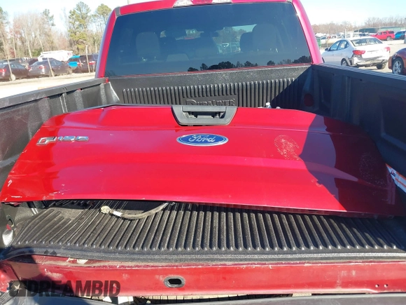 2015 Ford F-150 XLT with VIN 1FTEW1EP3FKF13367, listed as a IAAI auction lot 40994830 with 70,728 mi miles. Bid and sale history available at carsss.com. Image 12.