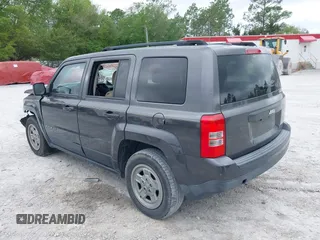 2016 Jeep Patriot Sport SE with VIN 1C4NJPBA4GD526703, listed as a IAAI auction lot 41956176 with 148,233 mi miles and . Bid and sale history available at DreamBid. Image 3.