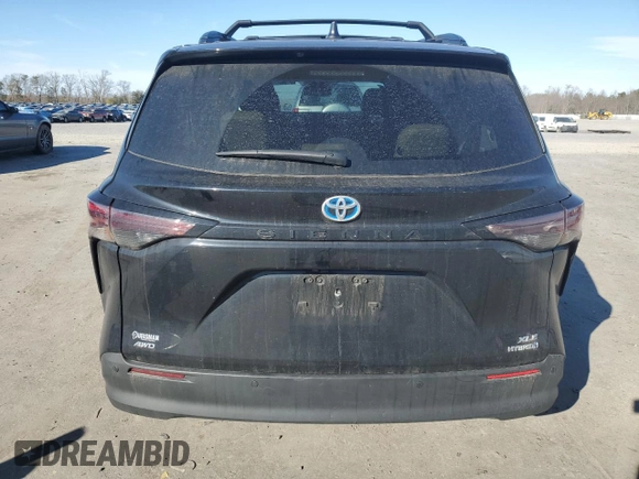 2024 Toyota Sienna XLE with VIN 5TDJSKFC4RS121247, listed as a Copart auction lot 47363055 with 33,364 mi miles and Salvage Title. Bid and sale history available at DreamBid. Image 6.
