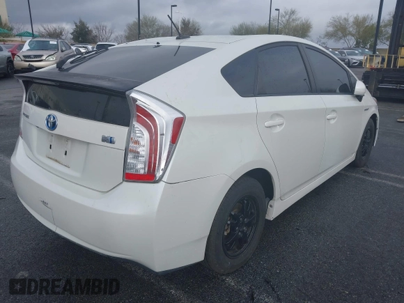 2015 Toyota Prius Four with VIN JTDKN3DU1F0427110, listed as a IAAI auction lot 41666164 with 110,782 mi miles. Bid and sale history available at carsss.com. Image 4.