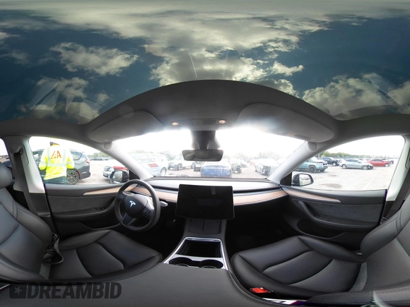 2024 Tesla Model Y Long Range z VIN 7SAYGDEE9RA293261, wystawiony jako IAAI lot #42118735 z przebiegiem 11 454 mil mil oraz . Historia ofert i sprzedaży dostępna na DreamBid. Obrazek 19.