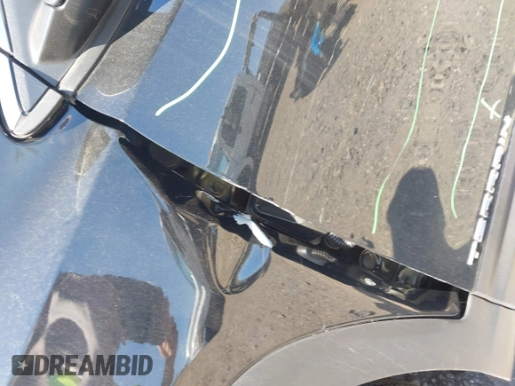 2024 GMC Terrain SLE with VIN 3GKALTEG8RL110916, listed as a IAAI auction lot 42064712 with 4,418 mi miles and . Bid and sale history available at DreamBid. Image 20.