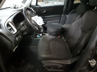 2021 Jeep Renegade 80th Anniversary z VIN ZACNJDBB6MPN36019, wystawiony jako Copart lot #83791844 z przebiegiem Nie podano mil oraz Szkoda całkowita • Salvage title. Historia ofert i sprzedaży dostępna na DreamBid. Obrazek 7.