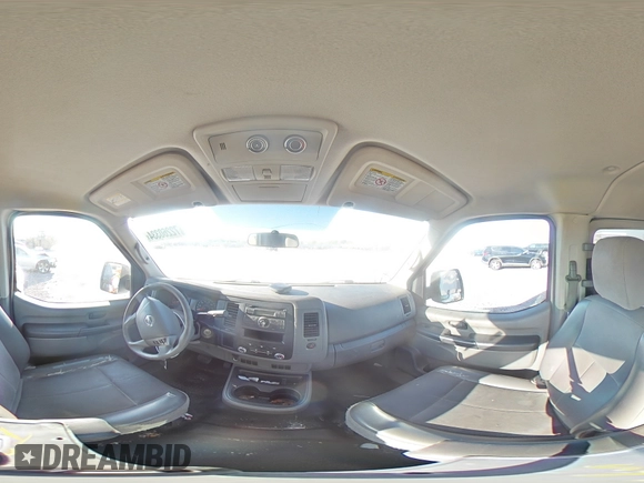 2016 Nissan NV S z VIN 5BZBF0AAXGN852562, wystawiony jako Copart lot #72260334 z przebiegiem 131 898 mil mil oraz Szkoda całkowita • Salvage title. Historia ofert i sprzedaży dostępna na DreamBid. Obrazek 14.