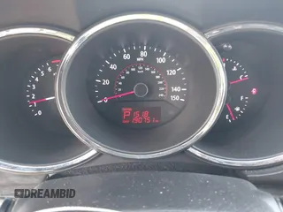 2011 Kia Sorento EX with VIN 5XYKU3A12BG076595, listed as a IAAI auction lot 41920914 with 190,751 mi miles. Bid and sale history available at carsss.com. Image 7.