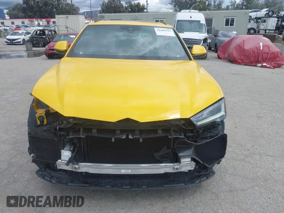 2019 Lamborghini Urus z VIN ZPBUA1ZL7KLA01416, wystawiony jako IAAI lot #41680325 z przebiegiem 72 817 mil mil oraz . Historia ofert i sprzedaży dostępna na DreamBid. Obrazek 13.