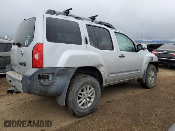 2014 Nissan Xterra X with VIN 5N1AN0NW1EN801139, listed as a Copart auction lot 49270475 with 117,619 mi miles and Salvage Title. Bid and sale history available at DreamBid. Image 3.