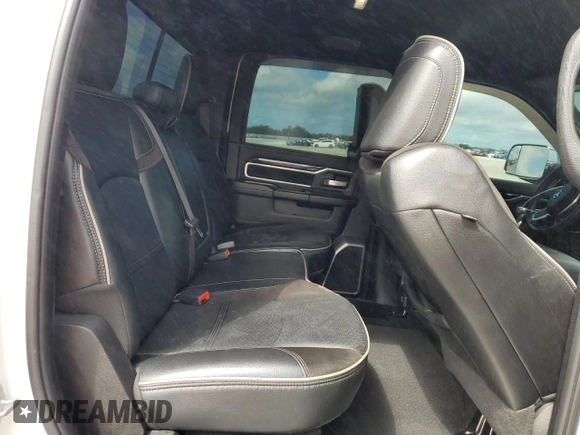 2022 Ram 2500 Laramie z VIN 3C6UR5FJ7NG229712, wystawiony jako Copart lot #51058115 z przebiegiem 36 094 mil mil oraz Szkoda całkowita • Salvage title. Historia ofert i sprzedaży dostępna na DreamBid. Obrazek 10.