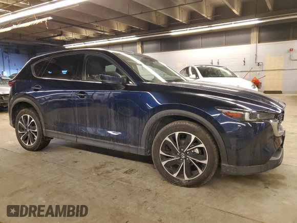 2023 Mazda CX-5 2.5 S Premium Plus Package with VIN JM3KFBEM2P0187161, listed as a Copart auction lot 88290935 with 25,961 mi miles and Salvage Title. Bid and sale history available at carsss.com. Image 4.