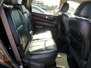 2017 Nissan Pathfinder S with VIN 5N1DR2MN7HC635683, listed as a Copart auction lot 63705305 with 117,287 mi miles and Clean title. Bid and sale history available at DreamBid. Image 10.