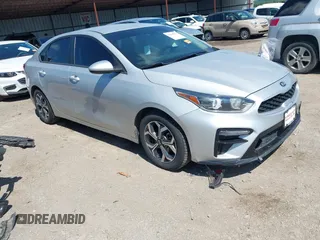 2021 Kia Forte LXS с VIN 3KPF24ADXME267415, выставлен на аукционе IAAI как лот 42368291 с пробегом 106 181 миль миль и . История ставок и продаж доступна на DreamBid. Изображение 1.
