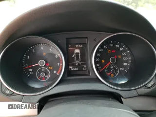2011 Volkswagen Golf с VIN WVWAB7AJ5BW300471, выставлен на аукционе Copart как лот 71295794 с пробегом 194 548 миль миль и Списание • Salvage title. История ставок и продаж доступна на DreamBid. Изображение 9.