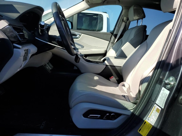 2019 Acura RDX w/Technology Pkg with VIN 5J8TC2H55KL011658, listed as a Copart auction lot 43474495 with 73,211 mi miles and Salvage Title. Bid and sale history available at carsss.com. Image 7.